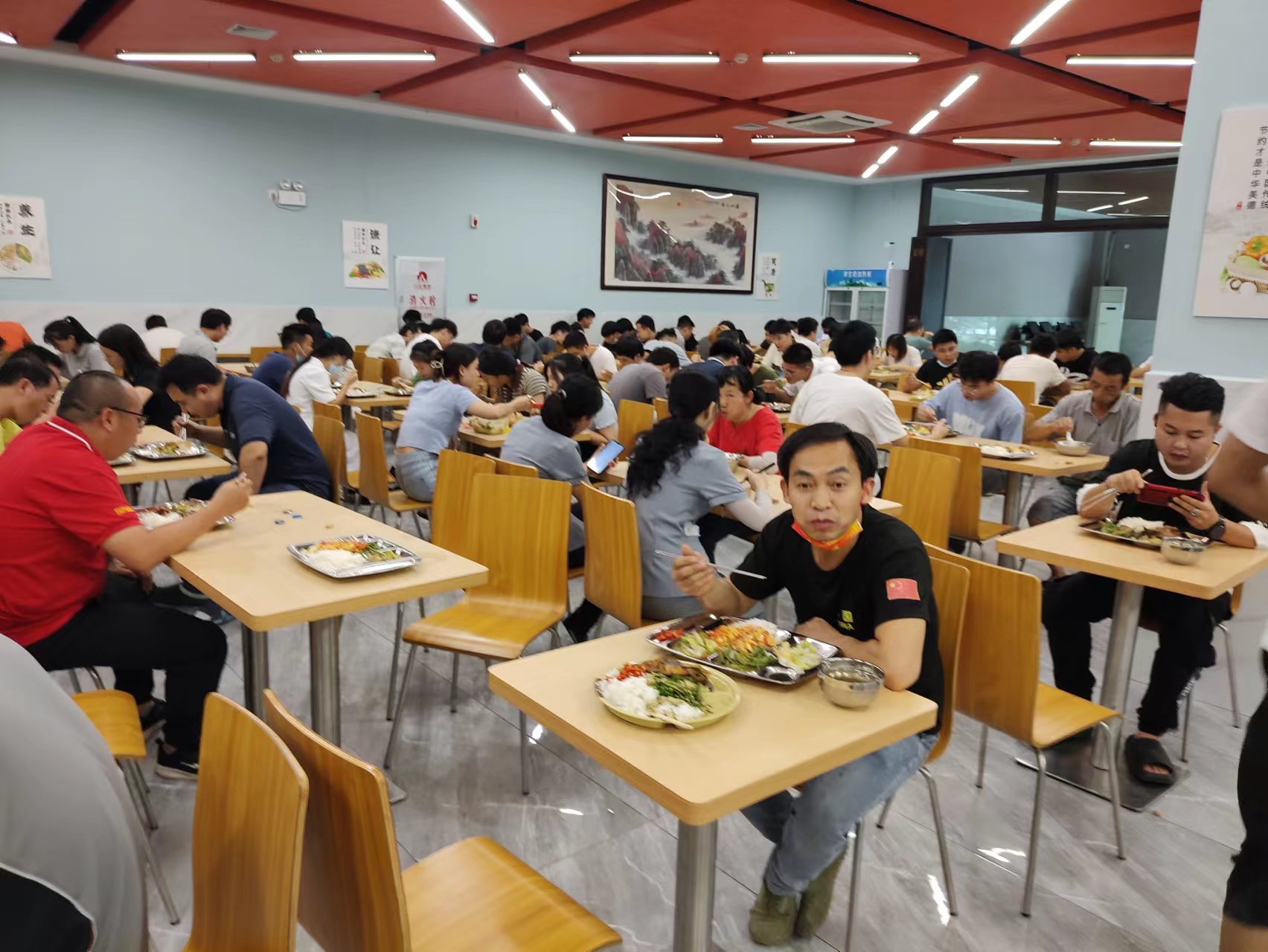食堂.jpg